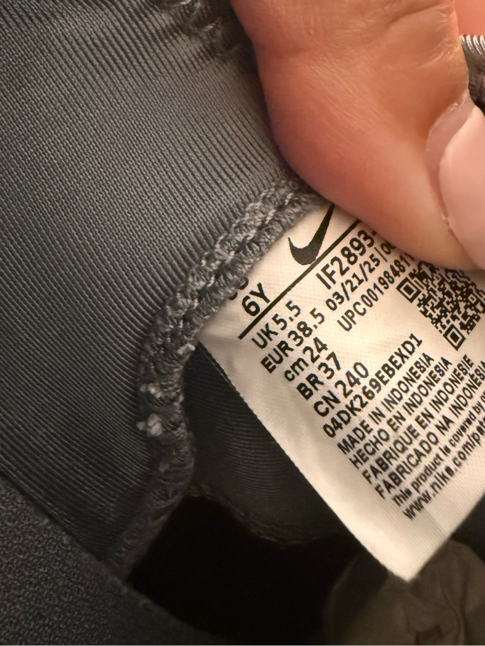 Nike Flex Runner Slip on Sneakers Big Kids - Picture 6 of 6